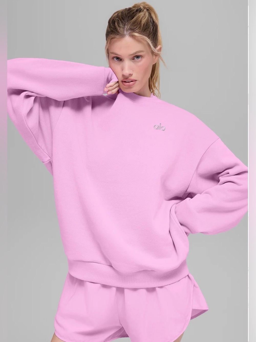 ALO Accolade Crew Neck Pullover in Candy Heart Pink, Size Large